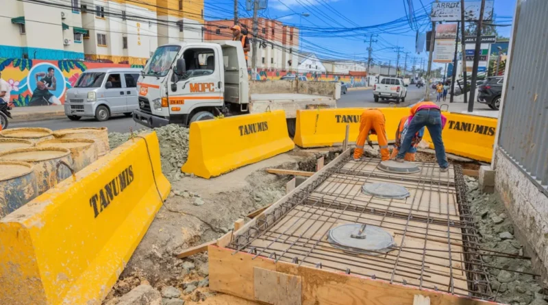 RESTRINGEN CIRCULACIÓN DE VEHÍCULOS